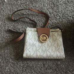 Michael Kors Purse & Card Holder