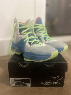 lebron basketball shoes