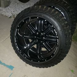 22x14 Wheels