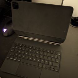Apple Magic Keyboard for 11 and 10.9 Inch iPad (Newer Models)