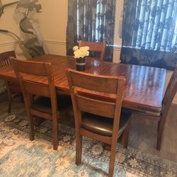 Dining Table One Table 4 Chairs 