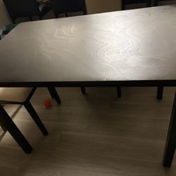 Dinning Table 