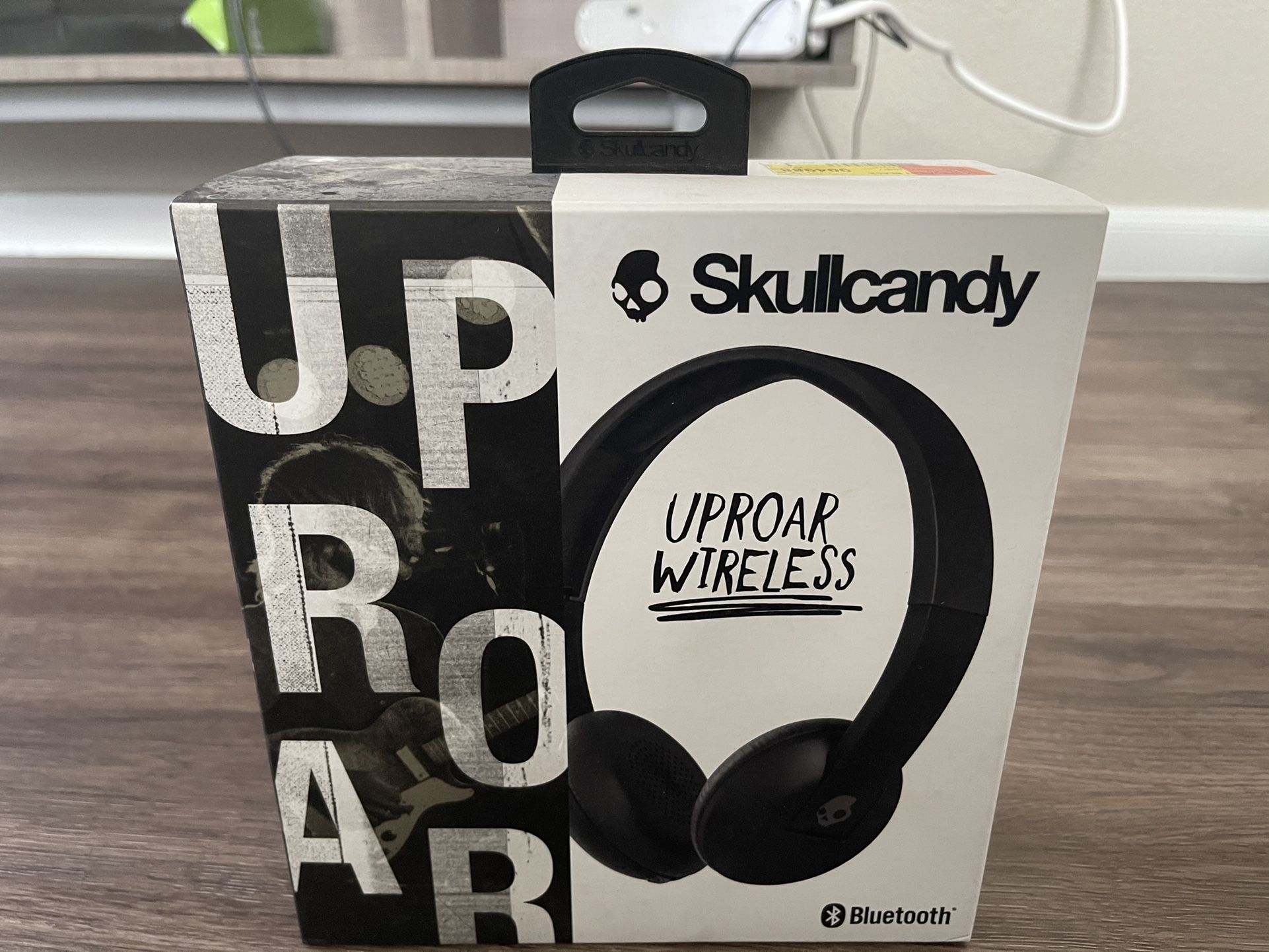 Skull Candy Uproar Wireless