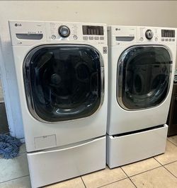 Lg washer and gas dryer set