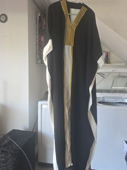 Abaya Thobe Arab Dress (M/L)