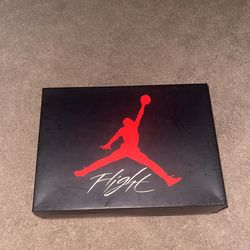 Jordan 4 White Cement