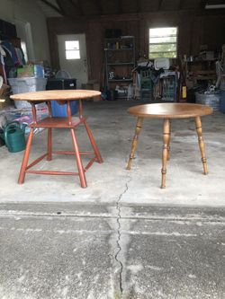 2 round tables