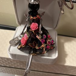 Pretty! So Beautiful! Ladies /Girls Key Chain /Purse Charm