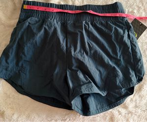 Girls Athletic wear XL 14-16 NWT workout shorts blue