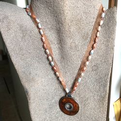 Pearl Necklace With Pendant 