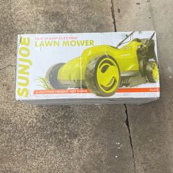 Sunjoe 13.4 12 Amp Corded Lawnmower NEW