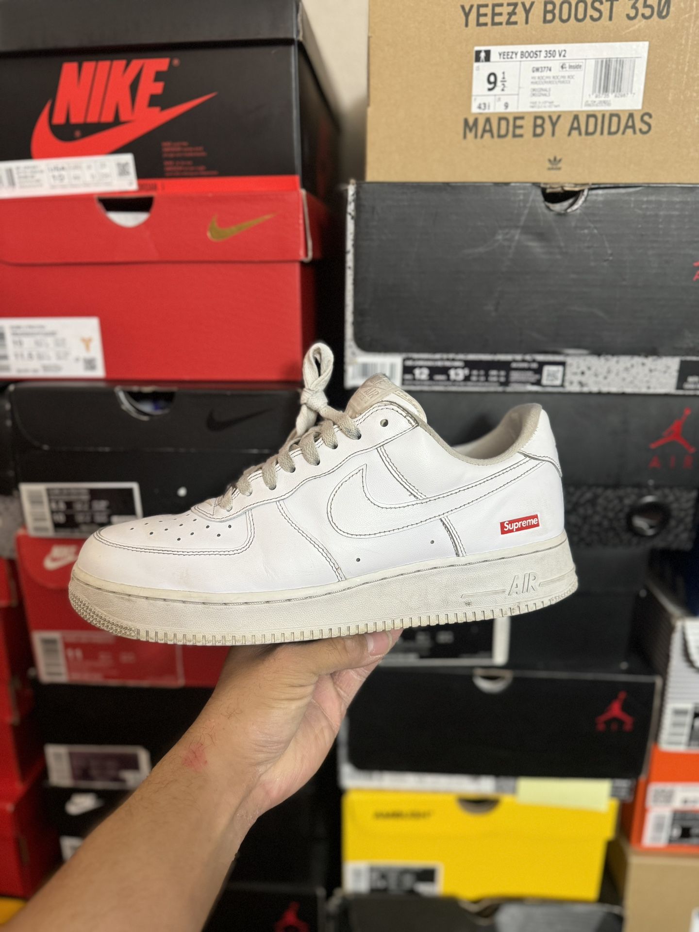 Nike Air Force 1 Low Supreme White size 10.5 USED