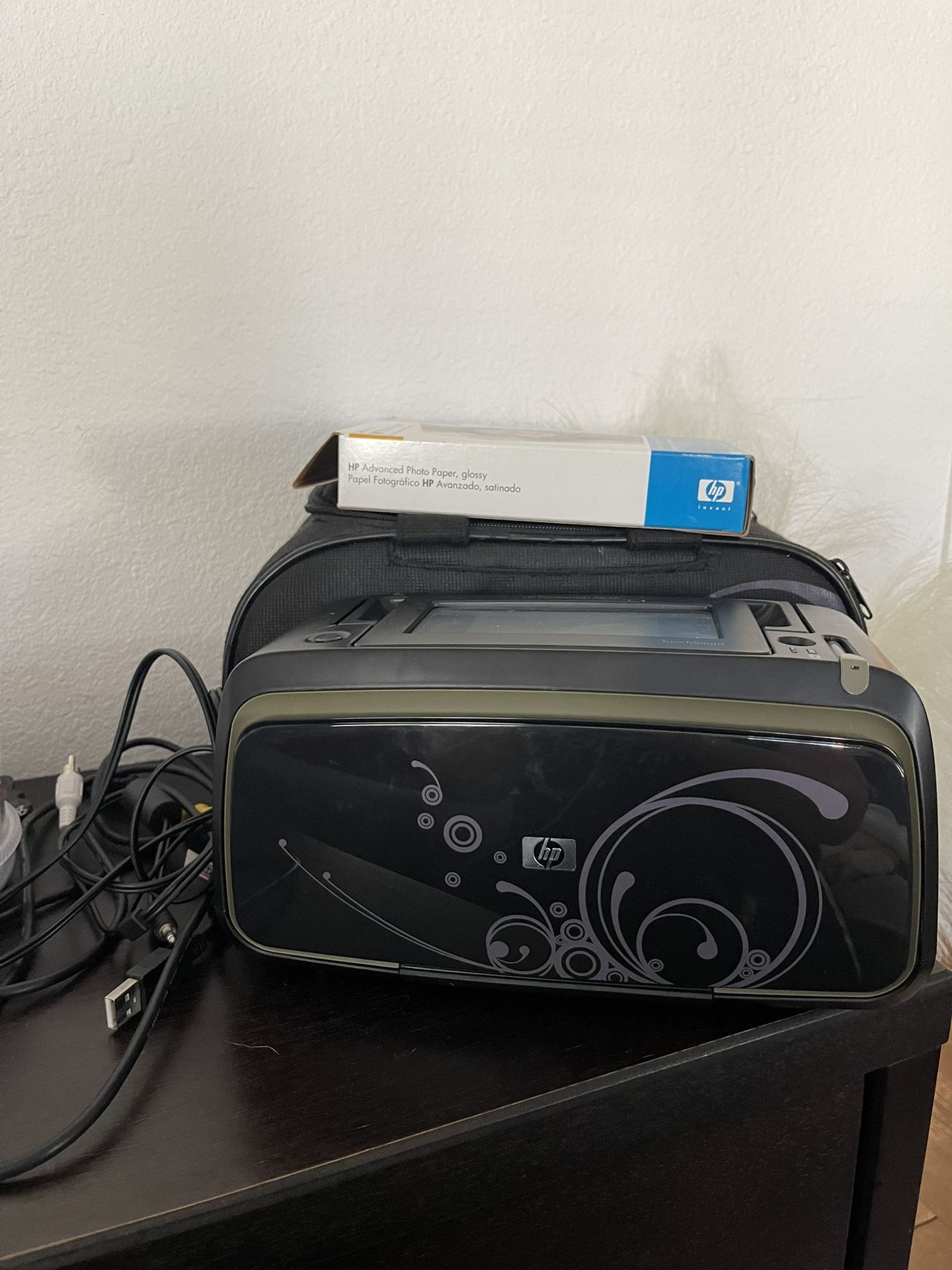 HP Photosmart A646 Digital Photo Inkjet Bluetooth Printer Touch screen Portable