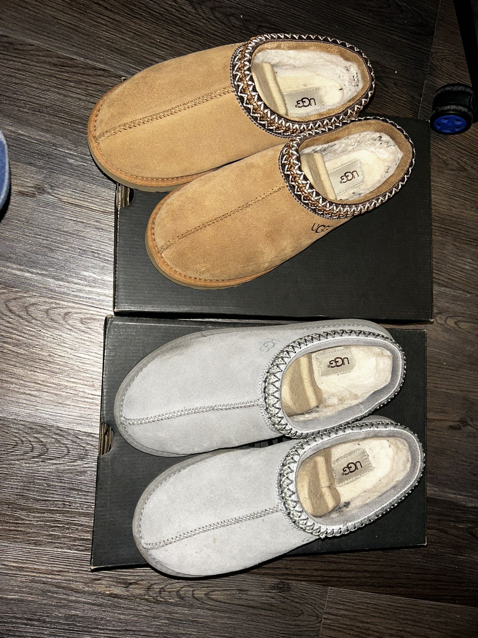 Men’s Gray Uggs Sz.9