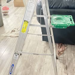 Werner 4 Foot Aluminum Ladder