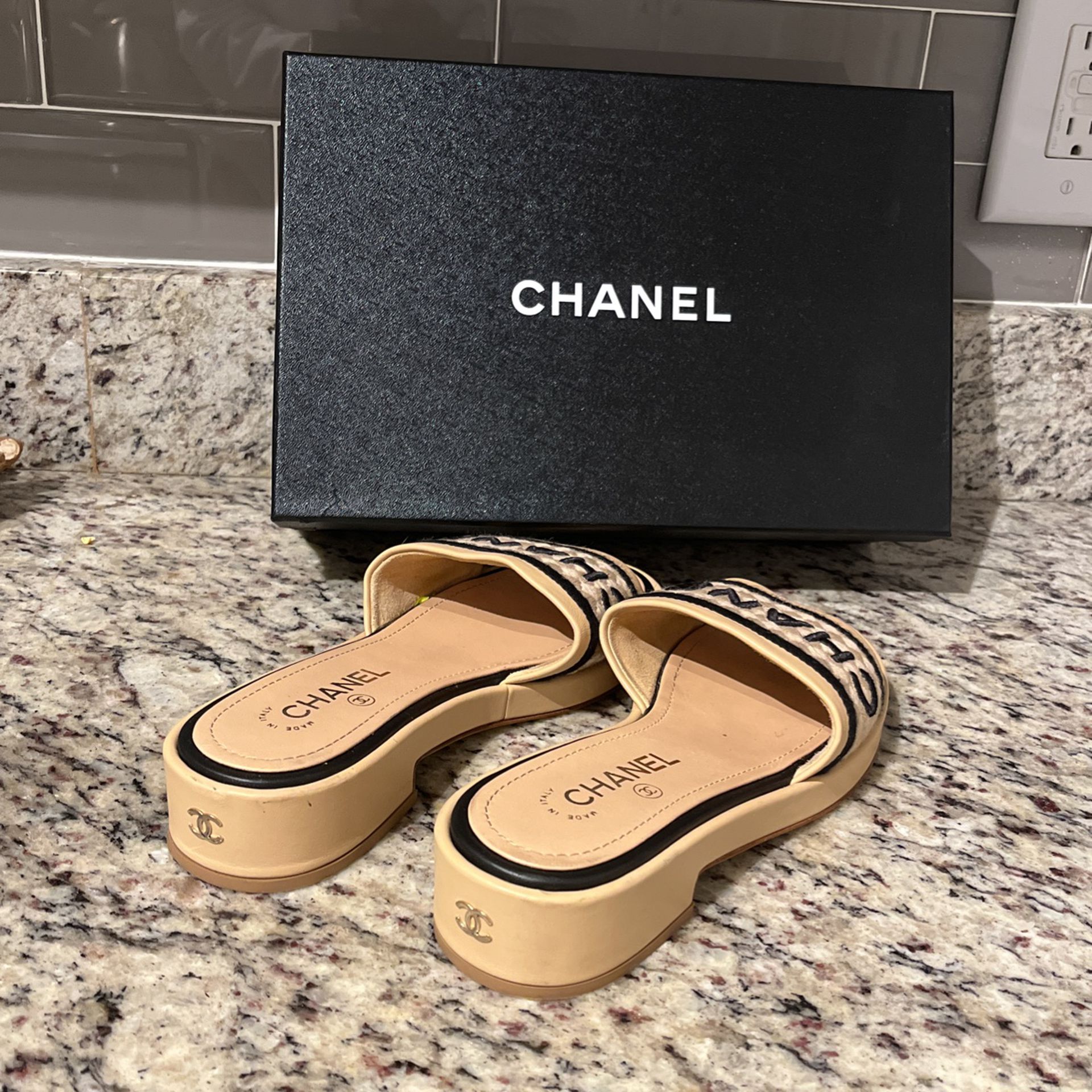 chanel heels used 8