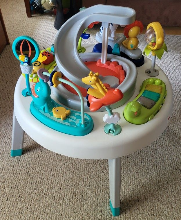 Fisher Price 2-in-1 Sit-to-Stand Activity Table