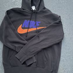 Nike hoodie streetwear