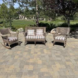 ANTIQUE WICKER FURNITURE SET