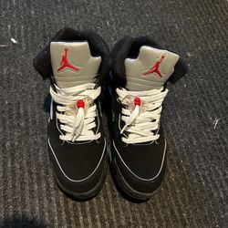 Jordan 5 Metalic