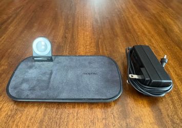 Wireless charger for phones and smart watches