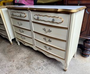 1960’s French Provincial 6 Drawer Double Dresser