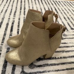 Aldo Size 7 Gold Metallic Shiny Golden Ankle Boots Comfortable And Barely Worn Like New