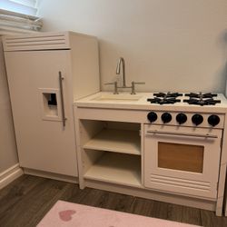 Pottery Barn Kids Kitchen