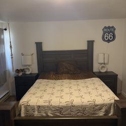 Queen Bedroom Set 