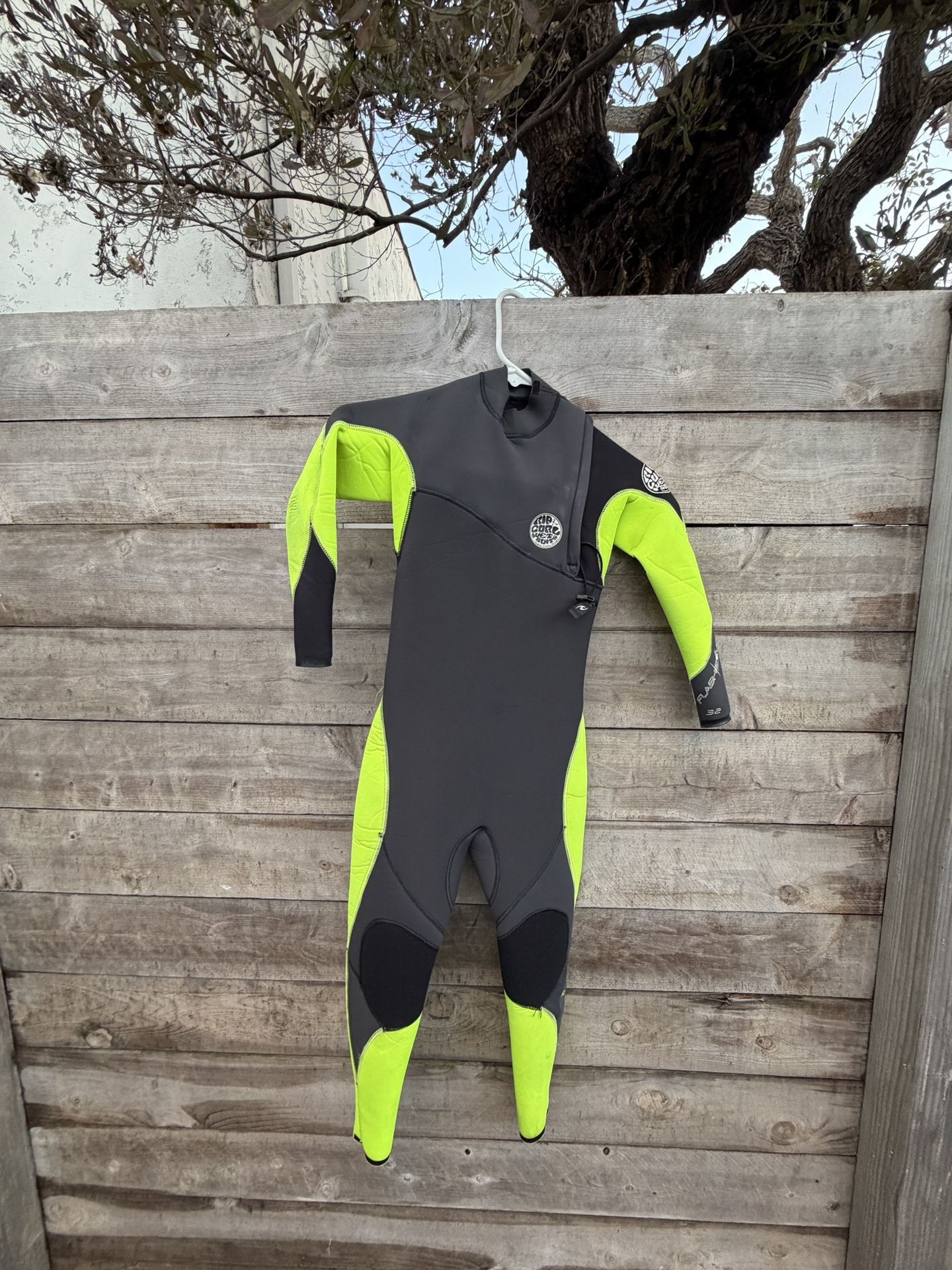 RipCurl Dawn Patrol Kids Full Wetsuit Size 8