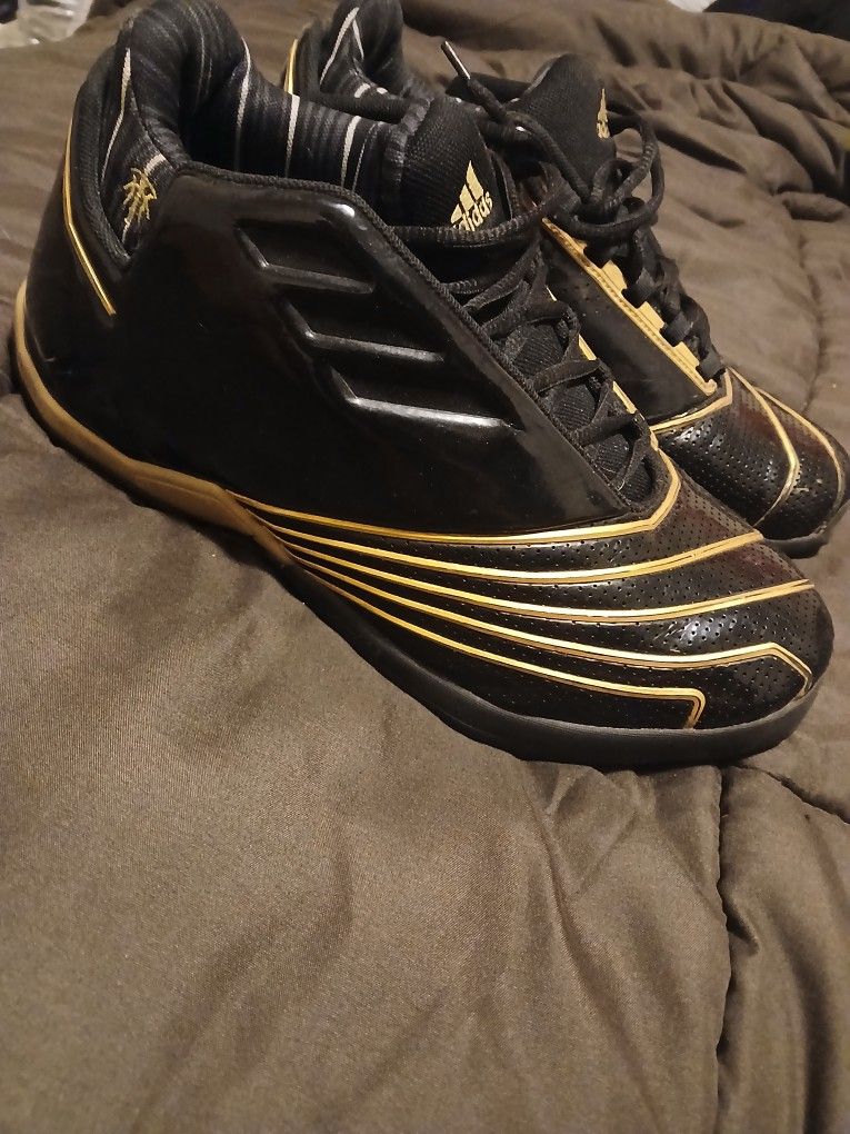 Adidas Tracy McGrady 2.0 Restomod basketball shoes