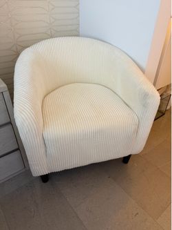 Accent chair