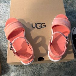 Uggs Peach sandals 