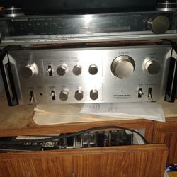 Mitsubishi Da 10 amp and p10 preamp