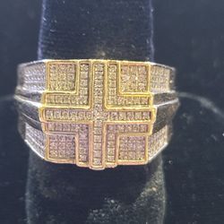 CROSS CLUSTER RING 10K