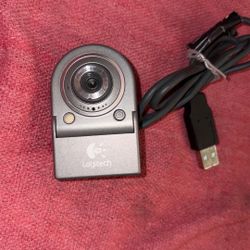 Logitech Quickcam For Notebooks Deluxe 