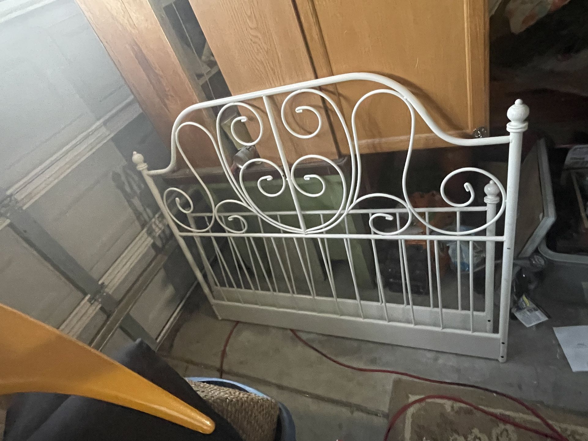 Full/Queen Bed Frame 