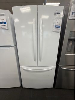 Frigidaire 17.6 Cu. Ft. French Door Refrigerator – White