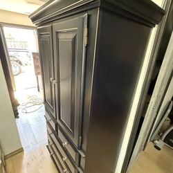 Armoire