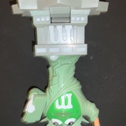Limited addition collector item New York City Statue of Liberty M&M dispenser