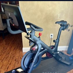 Peloton Bike +