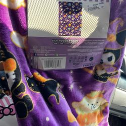 Hello kitty And Friends Halloween blanket