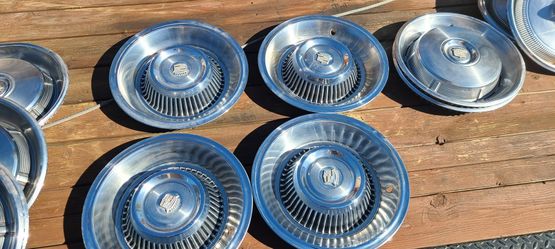 Cadillac Hubcaps
