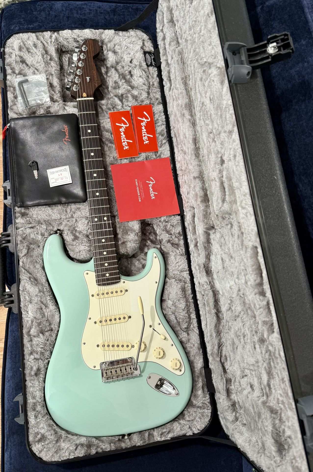 Fender Limited Edition American Professional Stratocaster All Rosewood