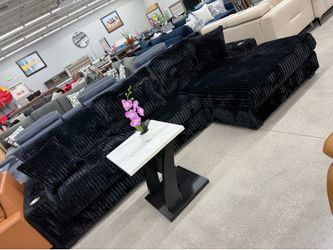 “L” Shape Sectional With Cup Holders 🖤✨