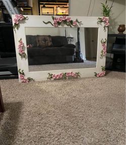 Roses mirror