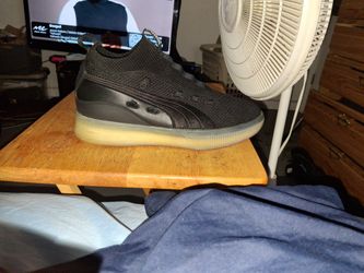 1973 PUMA'S Black Whìte And Violet Size 10