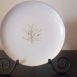 Style House Simplicity 10 1/2 In. Dinner Plate