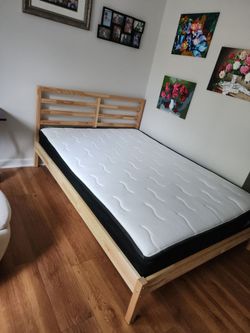 Full size bed with wood frames