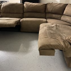Oversized Modular Reclining Sectional 